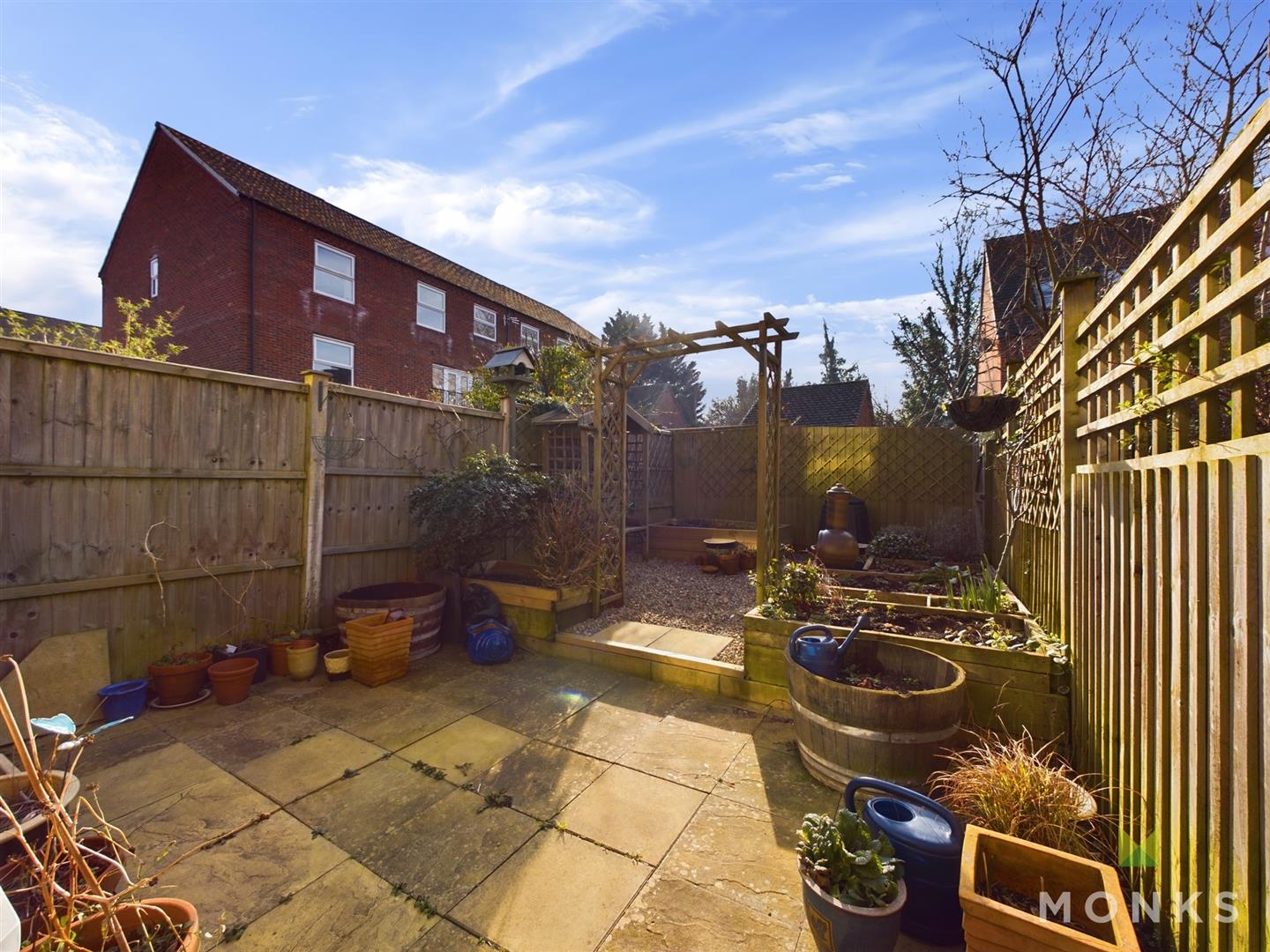 18 Wilfred Owen Close, Shrewsbury, SY2 5BY For Sale